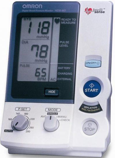 Esfigmomanómetro digital automático e manual de braço Omron 907